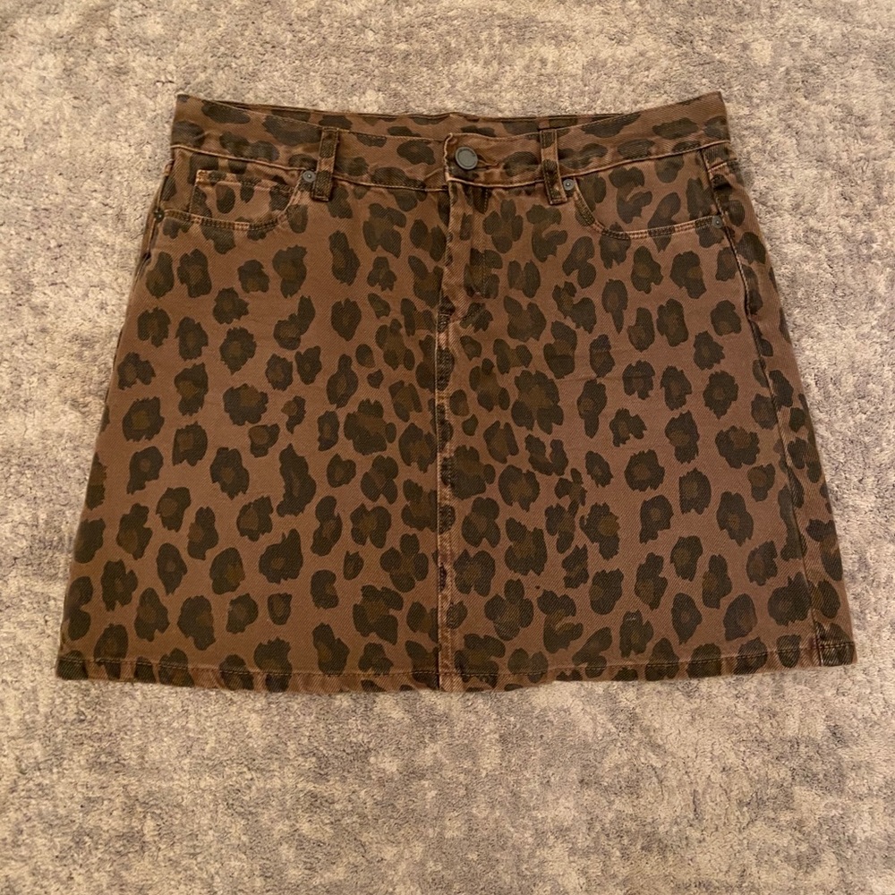 Leopard denim skirt
